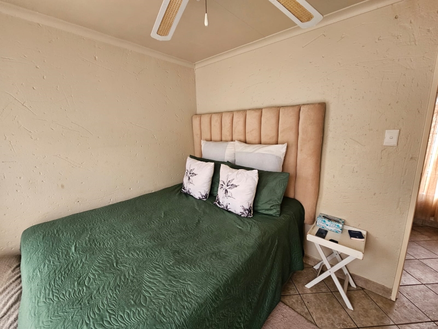 2 Bedroom Property for Sale in Vaalpark Free State